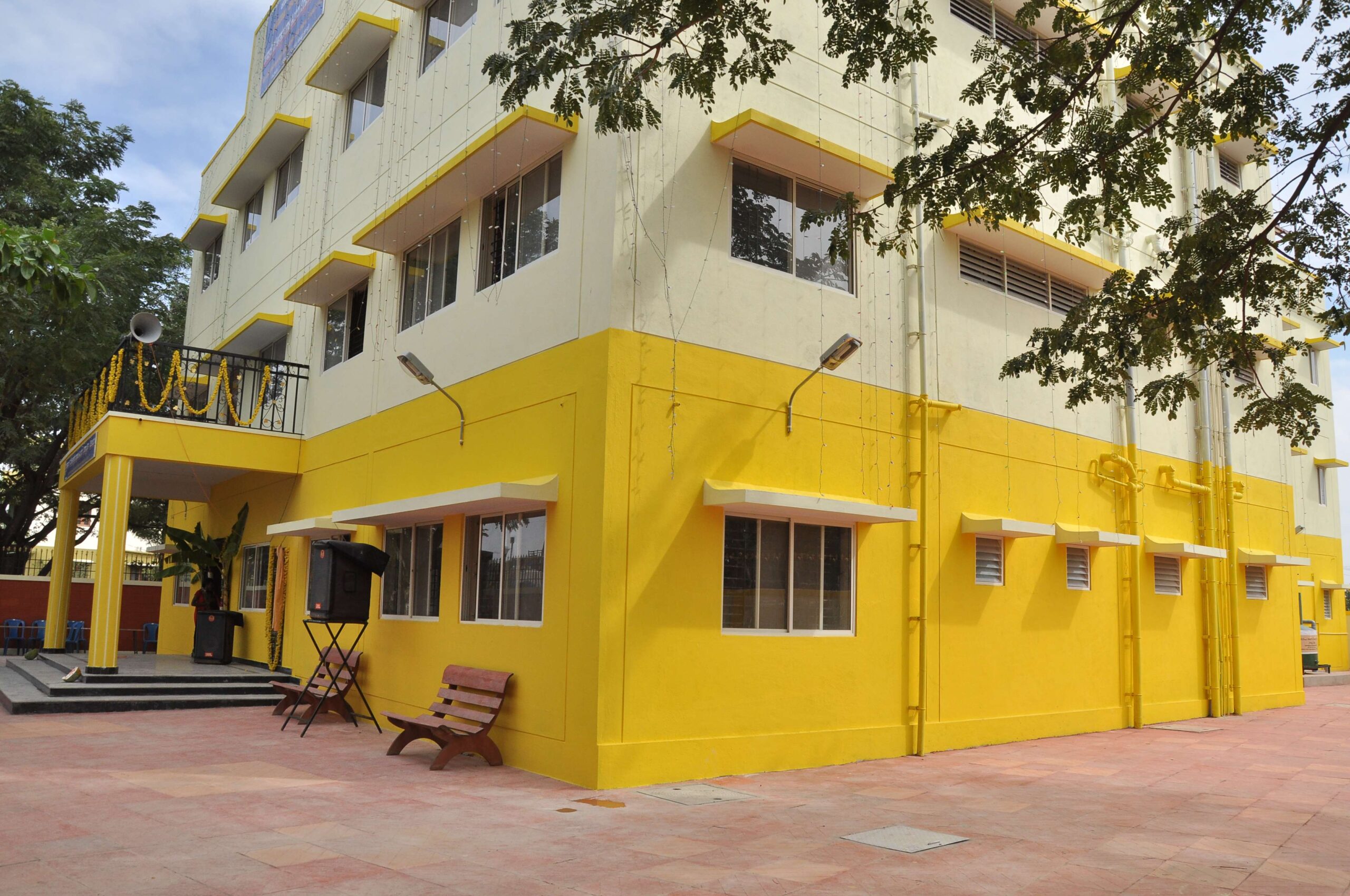 SIDE ELEVATION.jpg